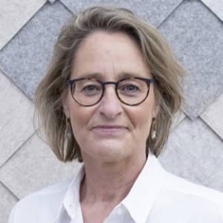Portretfoto van Christel van de Wal